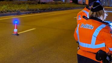 Twintig personen in het bezit van verdovende middelen tijdens weekendactie
